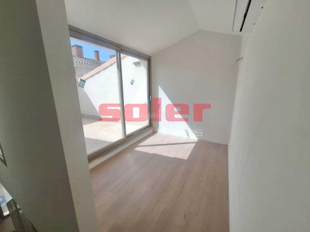 Dúplex en venta en Rubí, Can Fatjó Sant Jordi Park Plana del Castell. Piso dúplex en venta en calle Castell, Rubí. Dúplex.