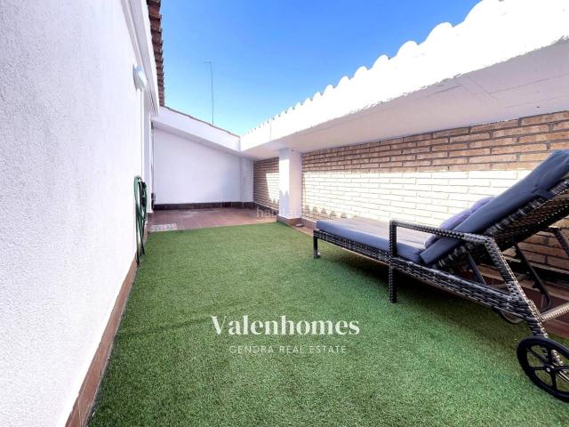 Dúplex en venta en Rubí, Can Roses. Precioso dúplex con terraza privativa en Rubí. Dúplex.