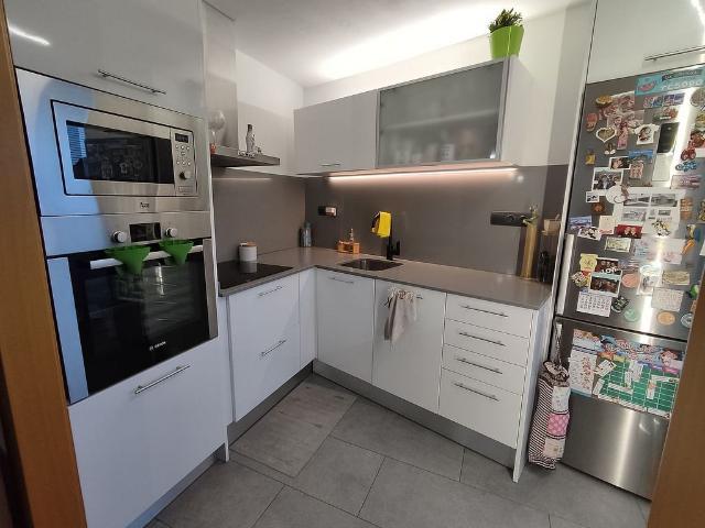 Dúplex en venta en calle De Sabadell, Rubí, de 74 m² 2 habitaciones por 250.000