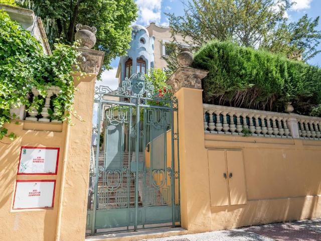 Dúplex en Venta en Ruiseñores