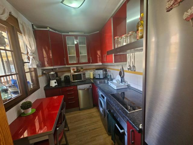 Dúplex en venta en Toledo, Azucaica. DUPLEX DE TRES DORMITORIOS EN AZUCAICA Toledo. Dúplex.