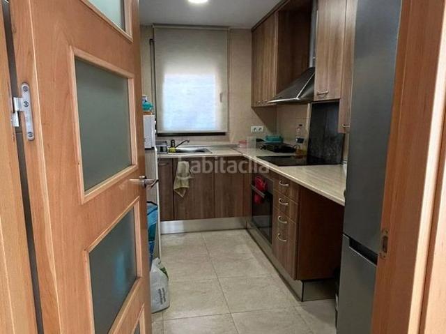 Dúplex en venta en Tordera, Sant Pere. AMPLIO DÚPLEX INVERTIDO CON MUCHA LUZ Y ESPACIO EN TORDERA!. Dúplex.