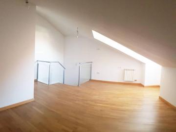 Dúplex en venta en Tordesillas. C. Corro Bazán 3, 1º H Edificio Corro Bazán Ático duplex a estrenar de 2 dormitorios. Dúplex.