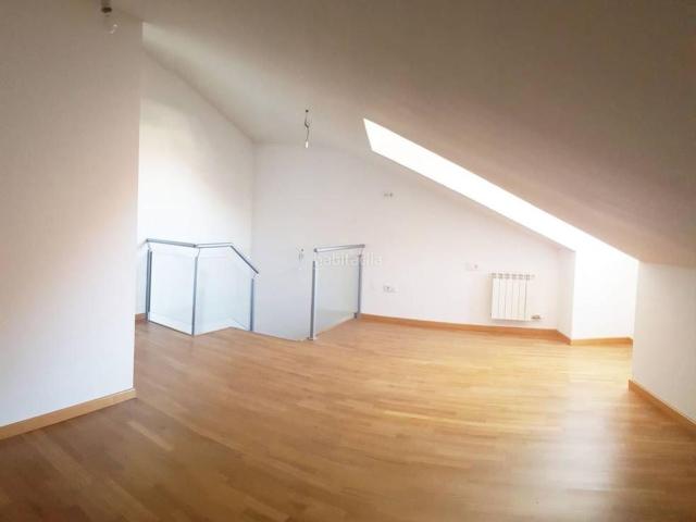 Dúplex en venta en Tordesillas. C. Corro Bazán 3, 1º H Edificio Corro Bazán Ático duplex a estrenar de 2 dormitorios. Dúplex.