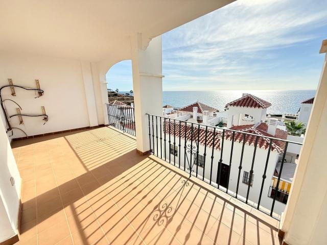 Dúplex en venta en Torrox, El Peñoncillo. Dúplex en Torrox Costa a 160 metros de la playa. Dúplex.