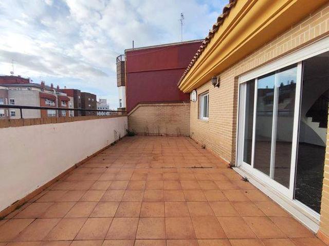 Dúplex en Venta en Torrefiel