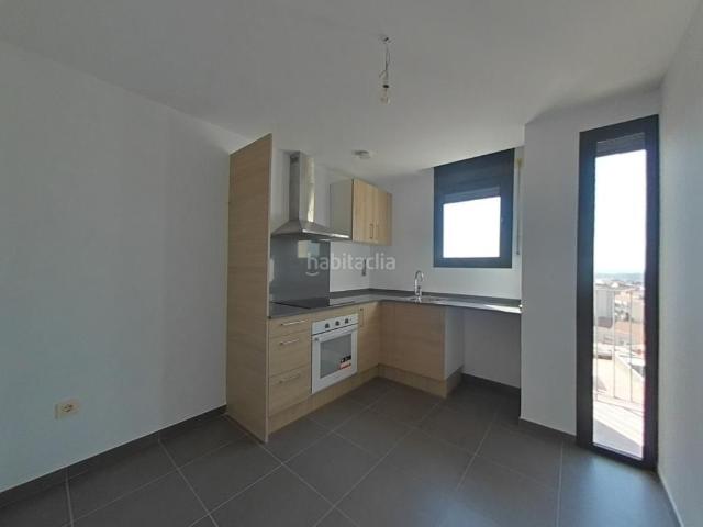 Dúplex en venta en Terrassa, Ca n'Aurell. llogat només per a inversor. Dúplex.