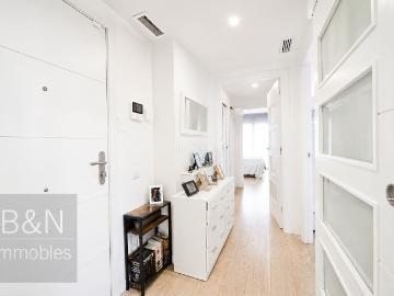 Dúplex en venta en Terrassa, Barri del Centre. Dúplex en exclusiva en el corazón de Terrassa Una terraza privilegiada para disfrutar la ciudad desde las alturas. Dúplex.