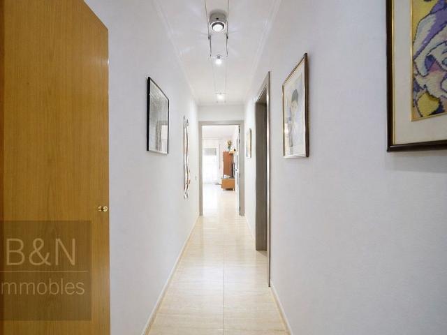 Dúplex en venta en calle De Sicília, Terrassa, de 152 m² 5 habitaciones por 350.000