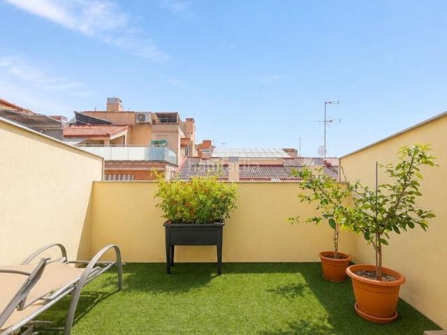 Dúplex en venta en Terrassa, La Cogullada. DUPLEX CON PK A UN PASO DEL CENTRO. Dúplex.