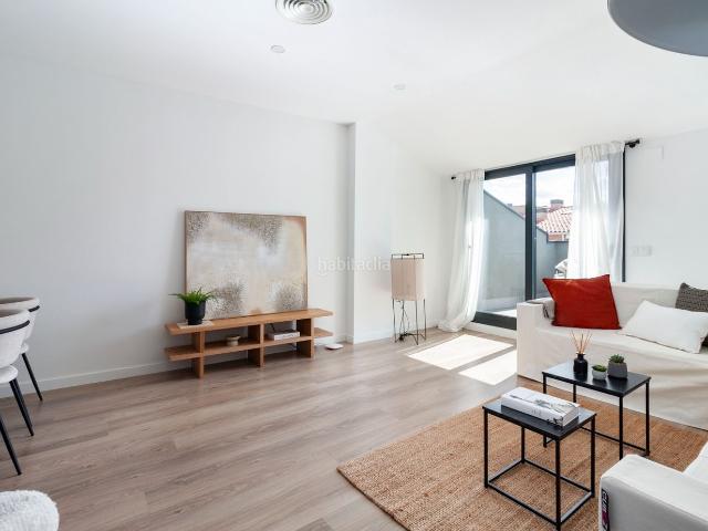 Dúplex en venta en Terrassa, San Pere. ESPECTACULAR DUPLEX A ESTRENAR DE 4 HABITACIONES Y 4 TERRAZAS. Dúplex.