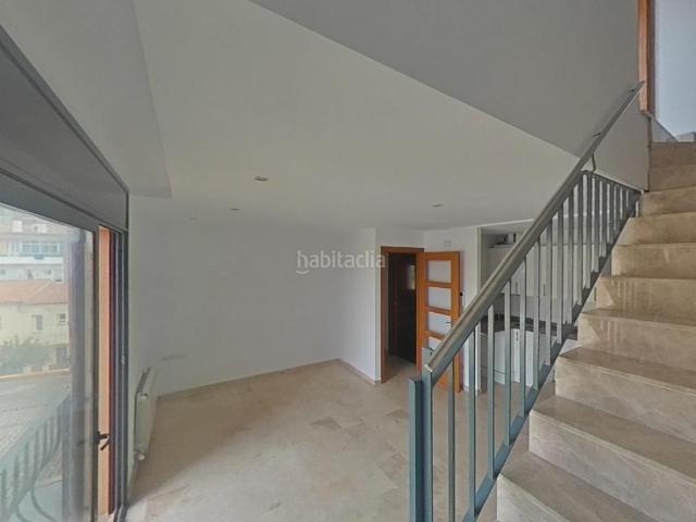 Dúplex en venta en Terrassa, San Pere. llogat només per a inversió. Dúplex.