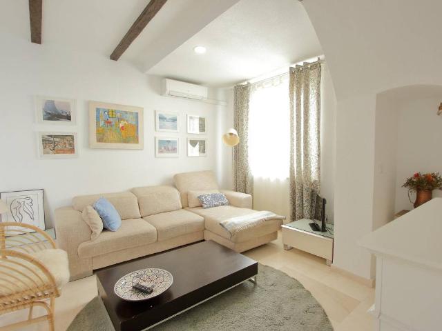 Dúplex en Venta en Triana Casco Antiguo