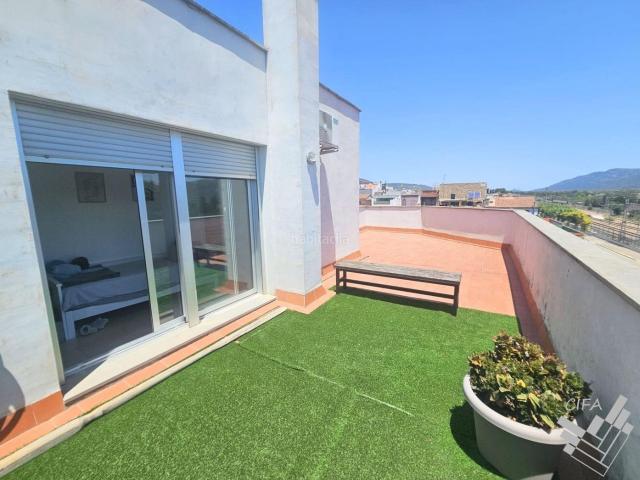 Dúplex en venta en Ulldecona. Dúplex en venta con terraza y espacios exteriores para disfrutar del hogar. Dúplex.