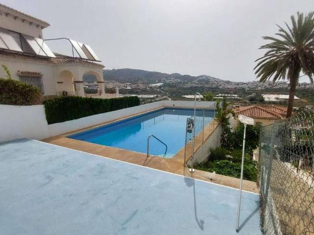 Dúplex en Venta en Urbanización Santa Rosa
