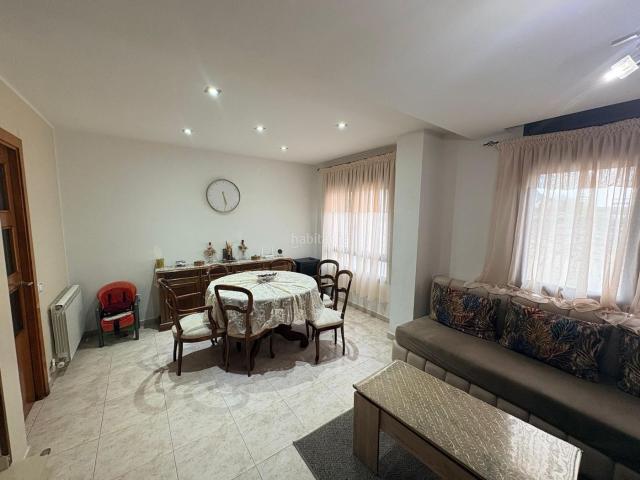 Dúplex en venta en Vilanova del Camí. Oportunidad! Duplex en Barrio de La Paz de Vilanova del Cami con 2 dormitorios, terraza comunitaria y parquing. Dúplex Vilanova del.