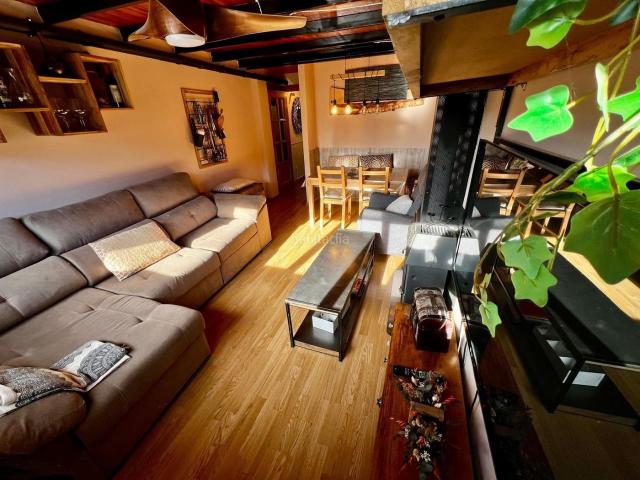 Dúplex en venta en Villanúa. Dúplex amplio y luminoso. Dúplex.