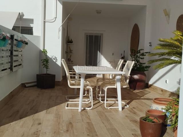 Dúplex en venta en Zafra. Magnífico dúplex. 3 dorm, 2 terrazas, calefacc, aire. Dúplex.