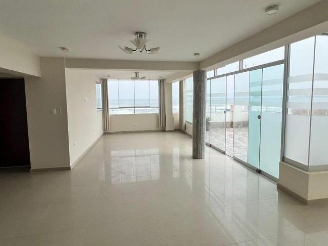 DUPLEX EN VENTA FRENTE AL MAR EN LURIN