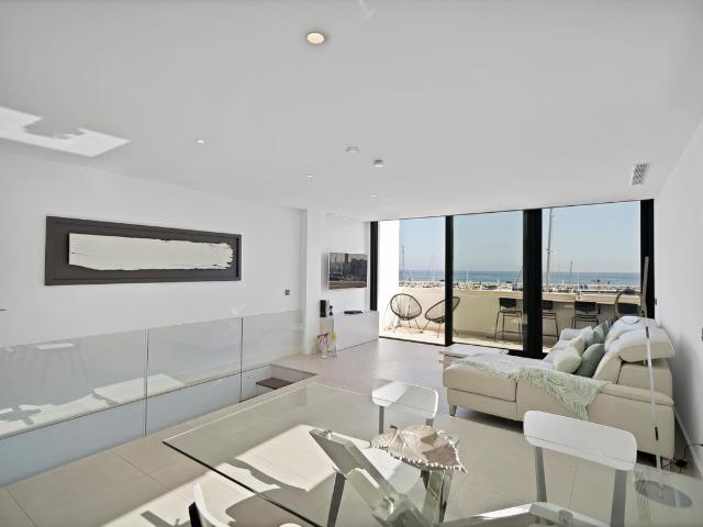 Duplex excepcional totalmente reformado en la prestigiosa Ma. 150m² Marbella