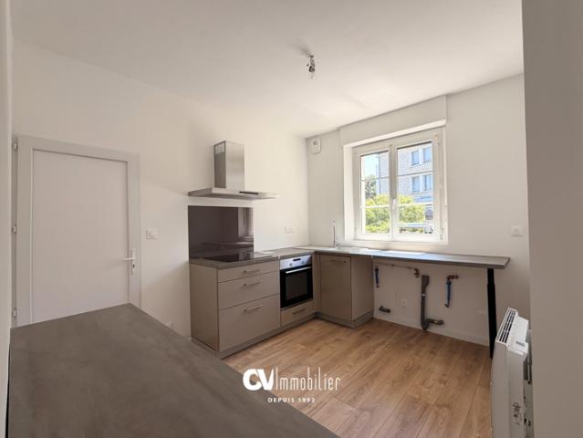 Duplex F3 Centre ville de LOUVIERS refait à neuf