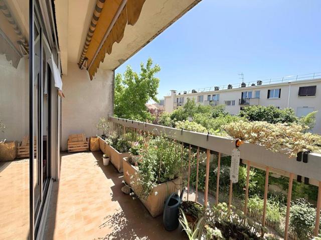 Duplex F5 confidentiel, 9 min à pied Gare Poissy
