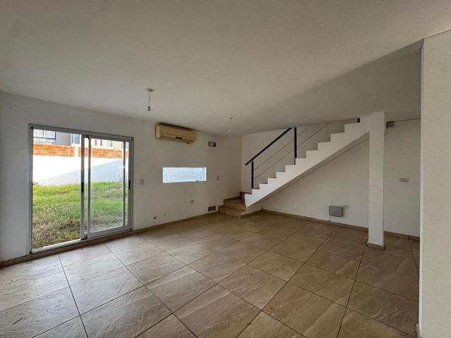 DUPLEX FOR RENT IN DOCTA 2 BEDROOMS