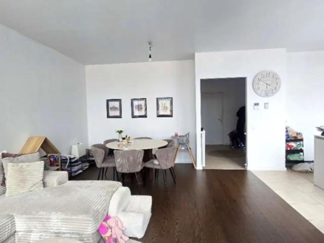 Duplex for rent, Zele