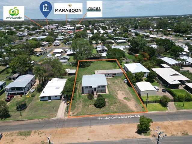 INVESTORS DUPLEX PLUS HOUSE PLUS HEAPS OF LAND FOR FURTHER DEVELOPMENT APPROVED 14 TOWNHOUSES FLOOD FREE