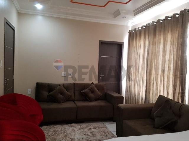 Duplex House with Swimming Pool for Rent – Jardim Sakura, Flores