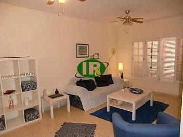Duplex Haus mit 3 Schlafzimmern auf ca 110 qm Wohn und Nutzfläche in San Fernando