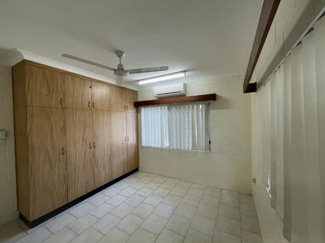 DUPLEX IN A CENTRAL LOCATION