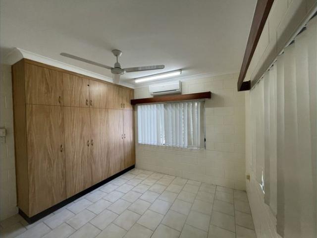 DUPLEX IN A CENTRAL LOCATION