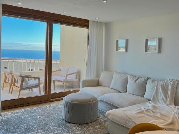 Duplex in Altos de los Monteros