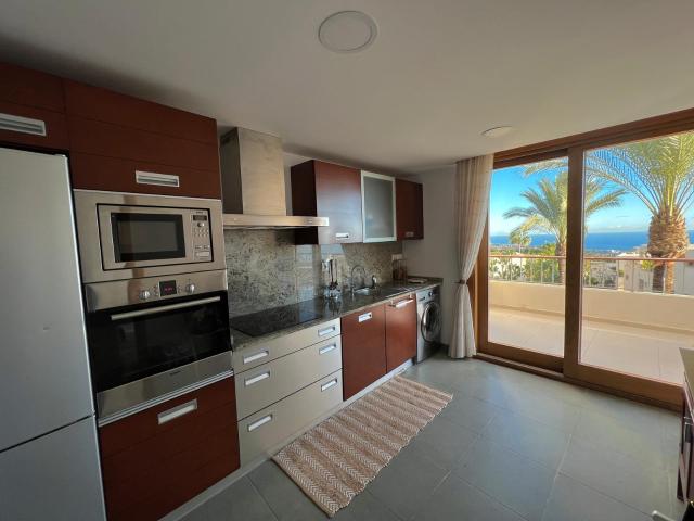 Duplex in Altos de los Monteros