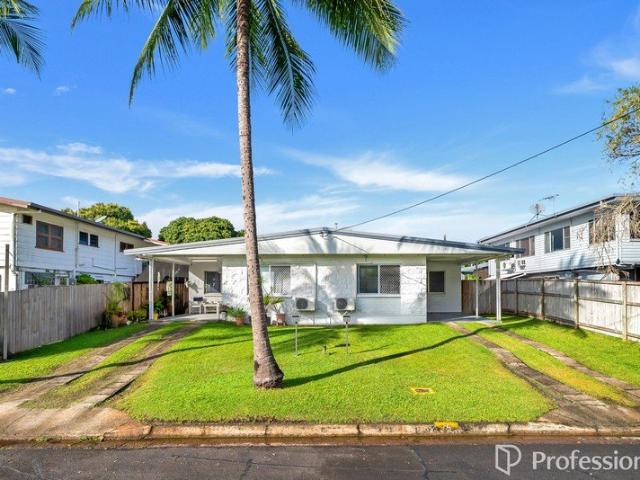 Duplex in Edge Hill Excellent Investment or great place to live