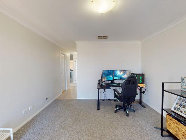 Duplex in Magnolia Estate