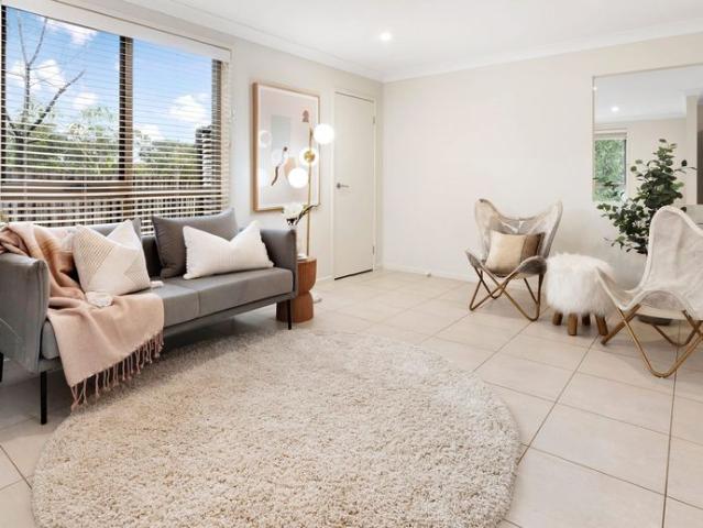 Duplex in small boutique complex
