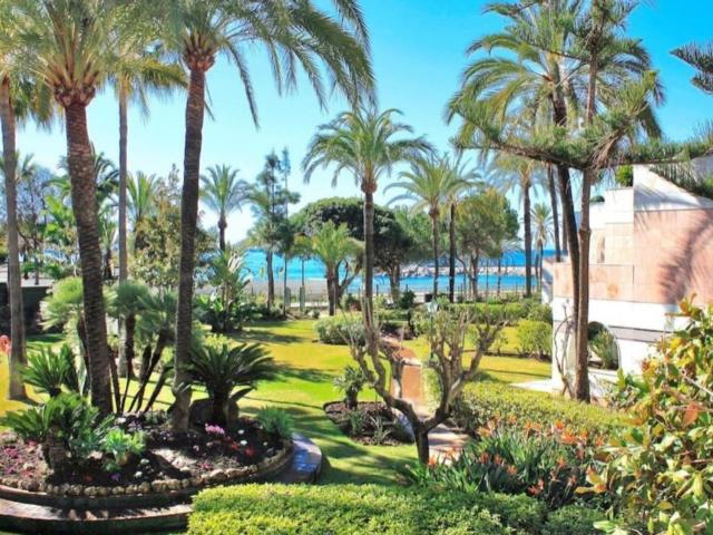 Duplex in Puerto Banús