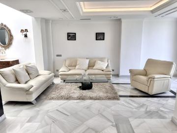 Duplex in Puerto Banús