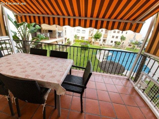DÚPLEX LUMINOSO Y EQUIPADO CON VISTAS A LA PISCINA SEPTIEMBRE A JUNIO
