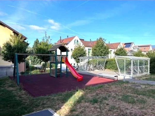 DUPLEX MODERNE DE 3.5 PIÈCES AVEC VUE SUR LES MONTAGNES