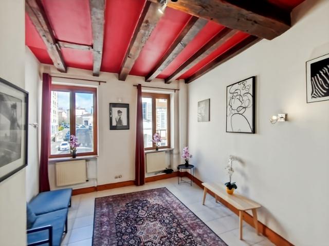 Duplex Mâcon centre ville à vendre – 68 m² – Rue Lamartine – Vue dégagée – Faibles charges