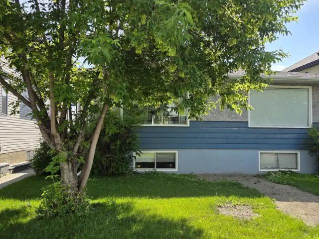 DUPLEX MAIN FLOOR IN KILLARNEY