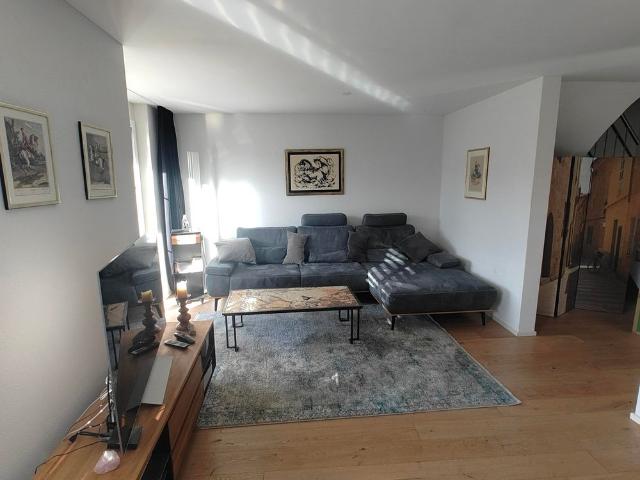 Duplex /Maisonette Wohnung in Hüntwangen