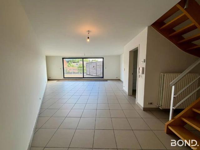 Duplex met twee slaapkamers en zonnig terras te Kessel Lo!