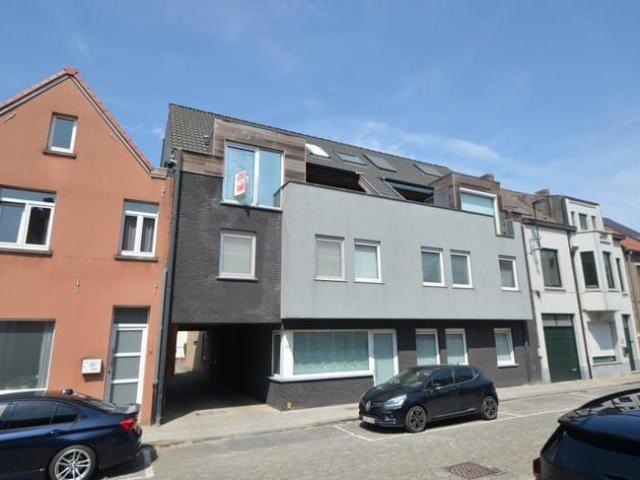 Duplex met 3 slpk en parking in centrum Maldegem