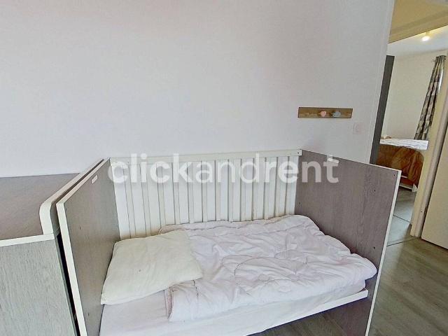 Duplex meublé de 3 pièces avec balcon et parking – Villeneuve le