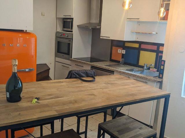Duplex meublé – Fond de cour – 36 m² – Paris 19e