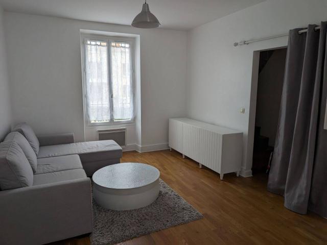 Duplex meublé 50 m² – Hypercentre de Mantes la Jolie
